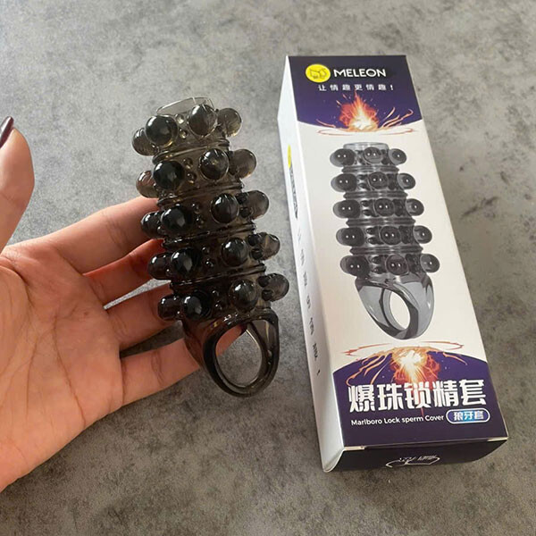 Bao cao su đôn dên khúc giữa bi Meleon có quai đeo - Ảnh 4