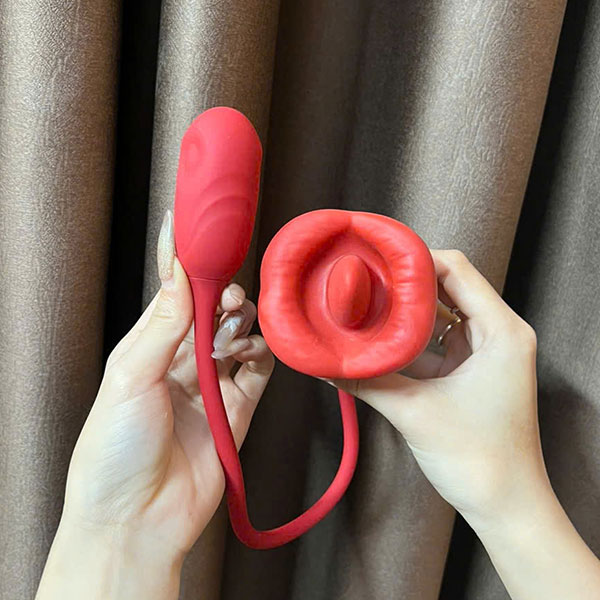 Lưỡi liếm âm đạo kèm trứng rung siêu kích thích Pretty Love Aliyah - Ảnh 2